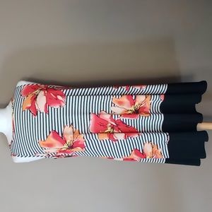 RN Studio Sleeveless Black/White/Flowered Dress Size L